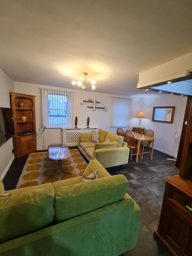 3 Bedroom Apartment In Ulverston Cumbria Dış mekan fotoğraf